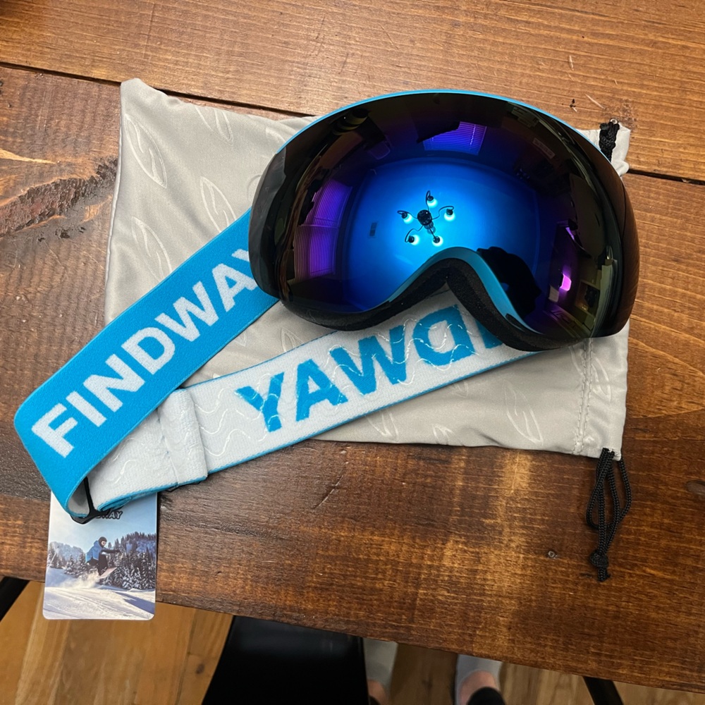 Findway girls/boys ski snow goggles!